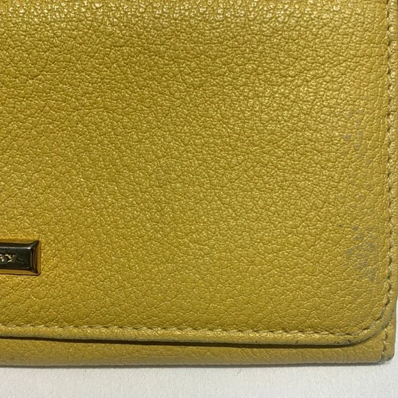 Authentic Burberry Wallet clutch - Picture 8 of 15